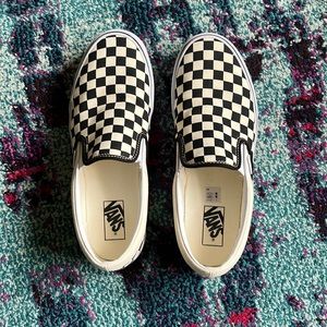 Vans slip on shoes